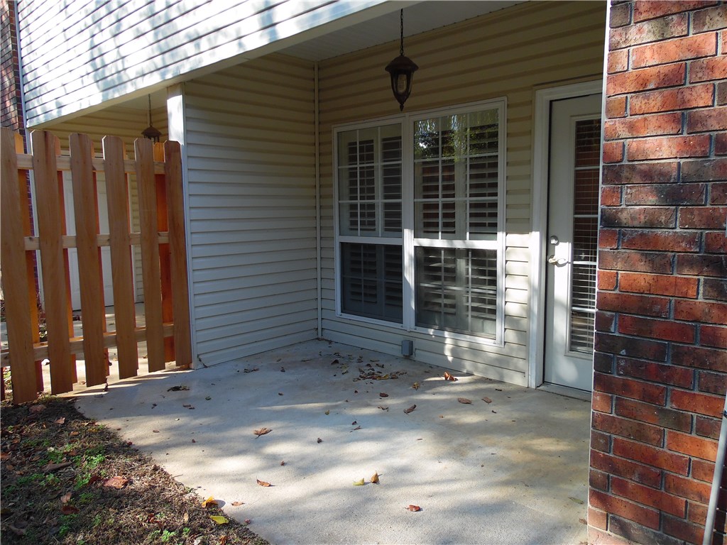 Homes At Oakmont Horizontal Prop Rogers - Residential Lease
