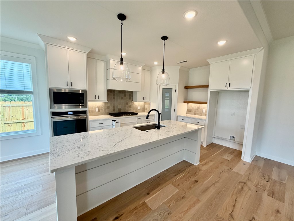 Hillcrest - Residential