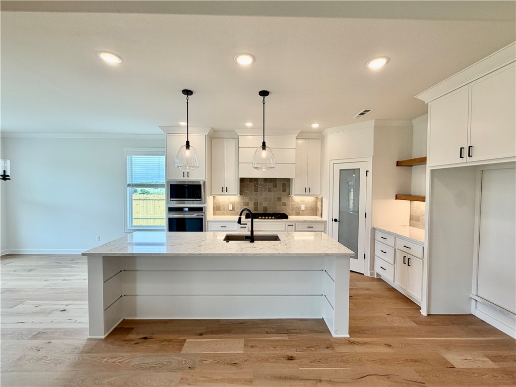 Hillcrest - Residential