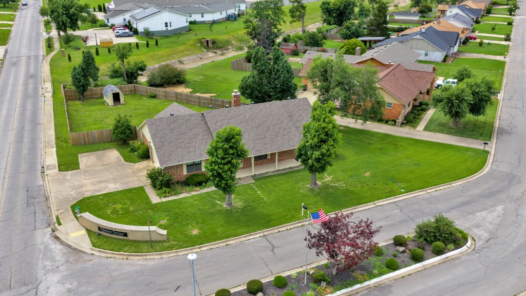 Chateau Terrace Unit 1 Ph 1 Rogers - Residential