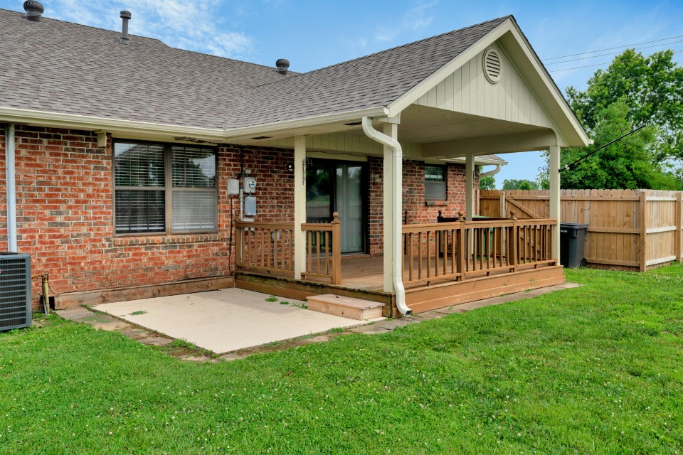 Chateau Terrace Unit 1 Ph 1 Rogers - Residential