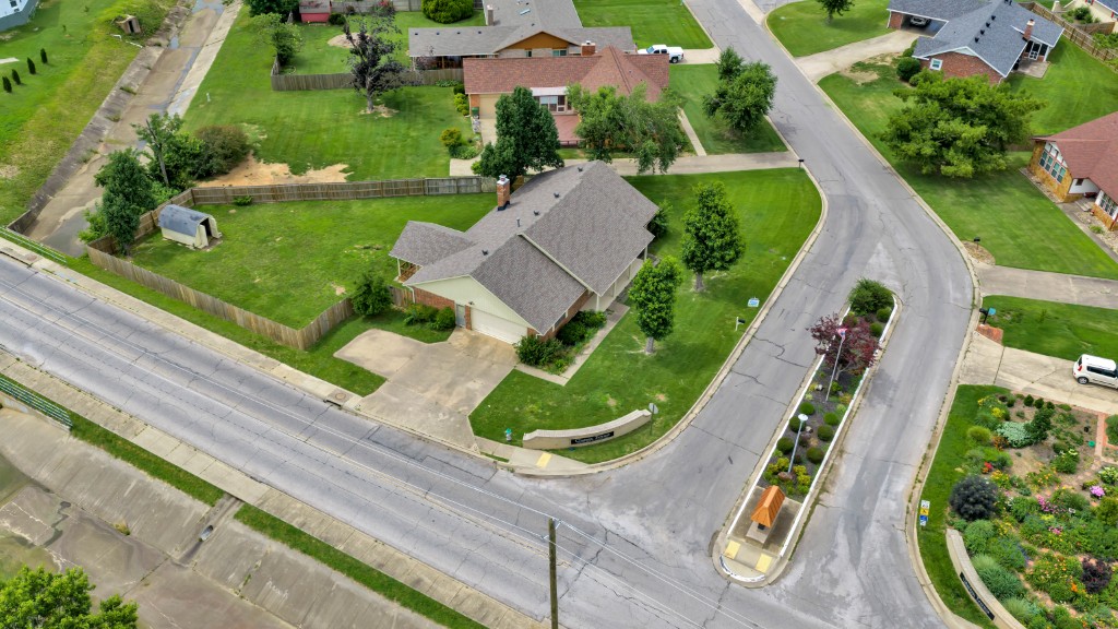Chateau Terrace Unit 1 Ph 1 Rogers - Residential