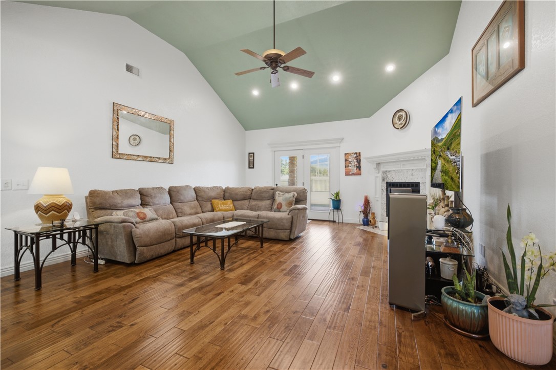 Riviera Estates - Residential