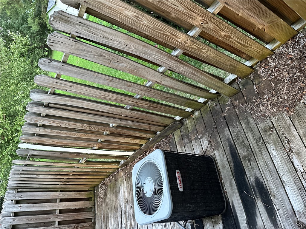 Wood Ave Condo Hpr - Residential