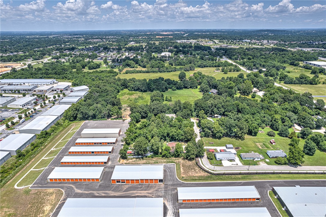 Springdale Outlots - Land