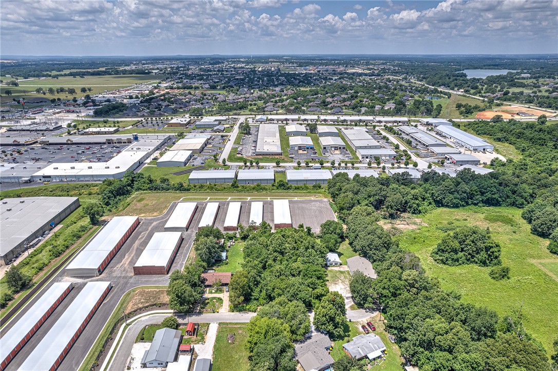 Springdale Outlots - Land