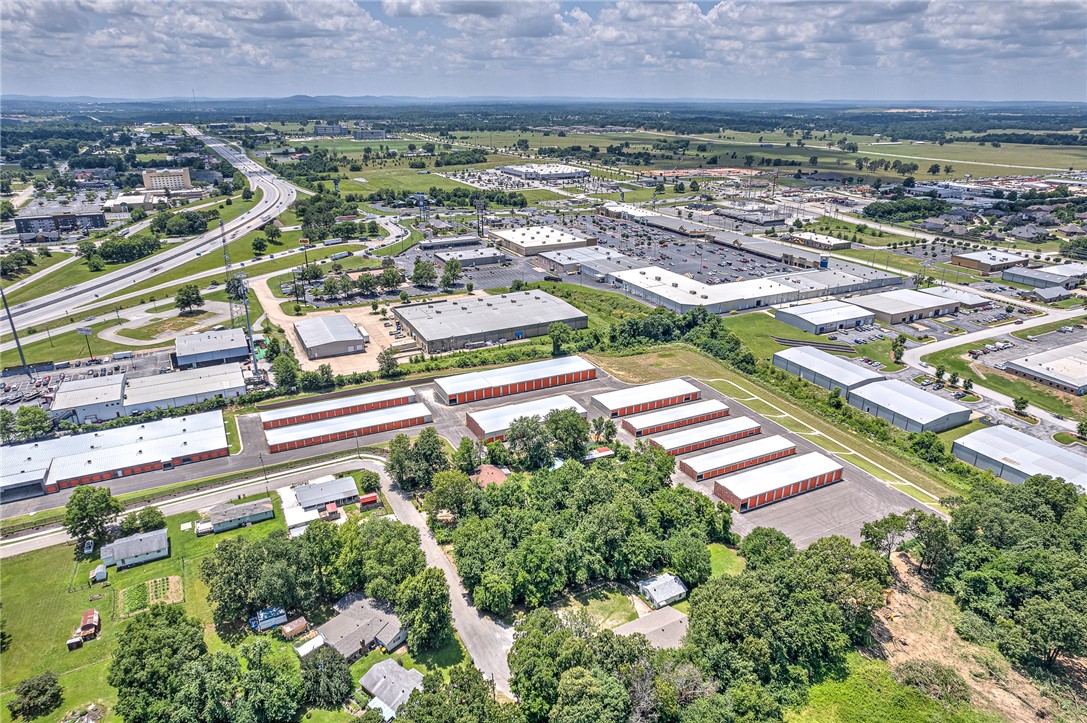 Springdale Outlots - Land