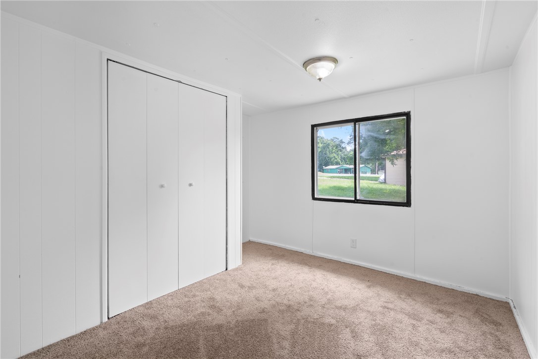 E N Coons Sub Rurban - Residential