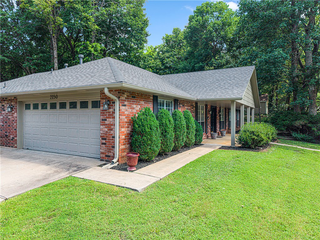 Royal Oaks Estates - Residential