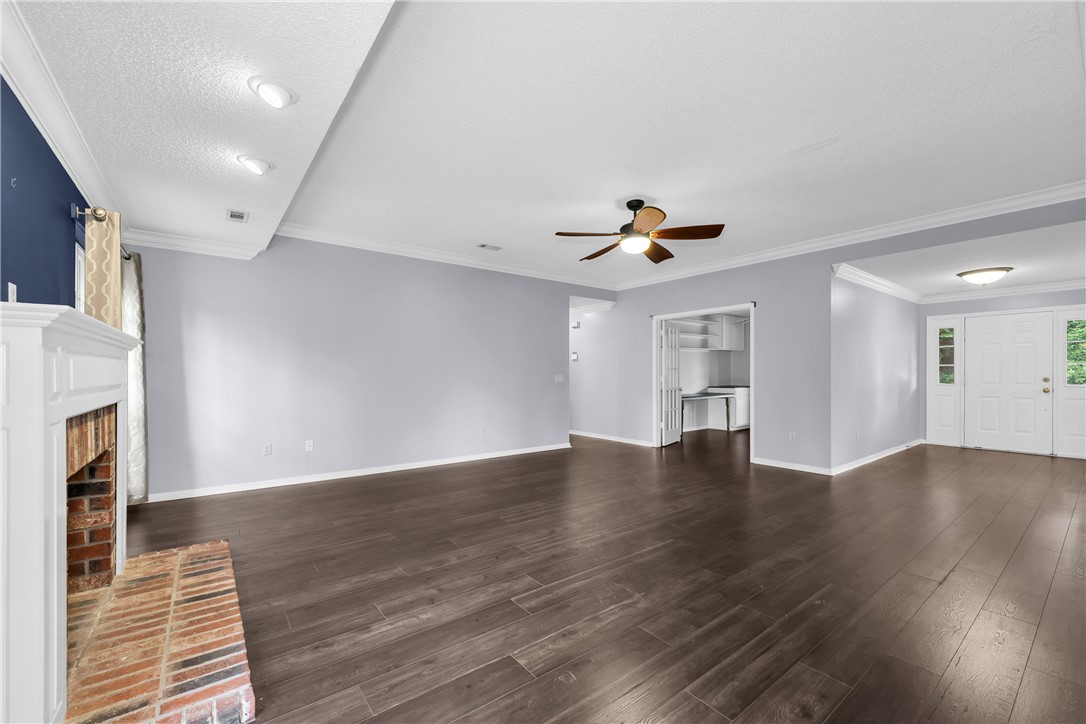 Royal Oaks Estates - Residential