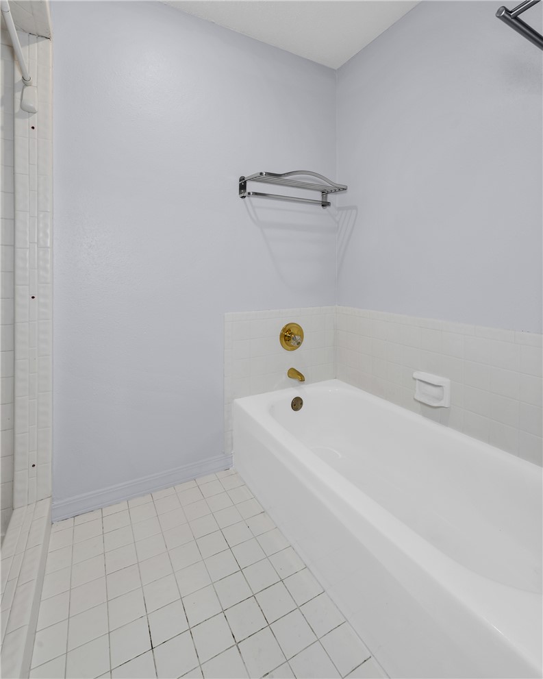 Royal Oaks Estates - Residential