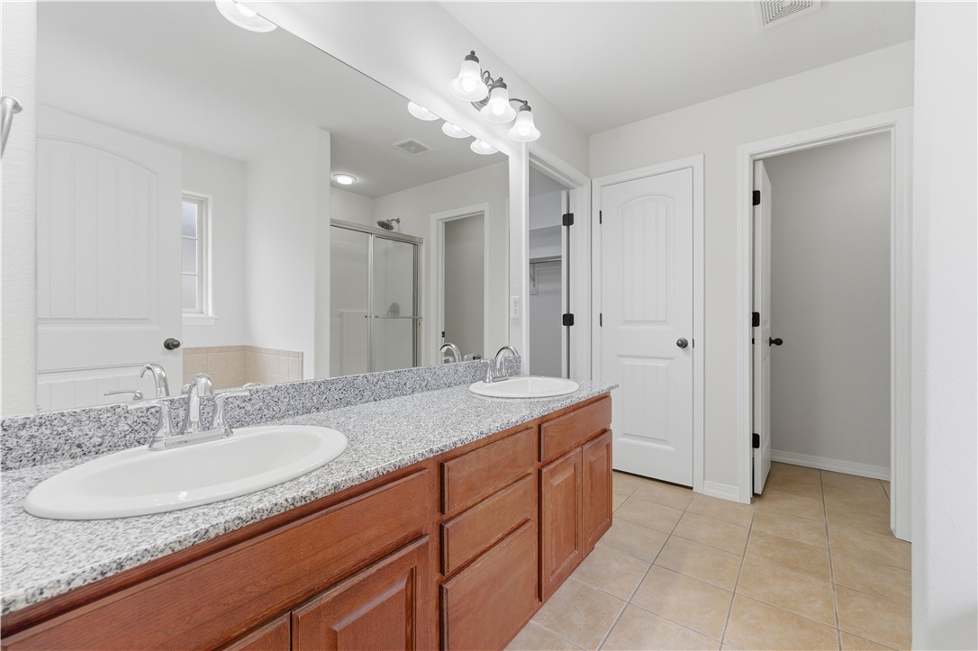 Riverwalk Farm Estate Ph Ii Bentonville - Residential Lease