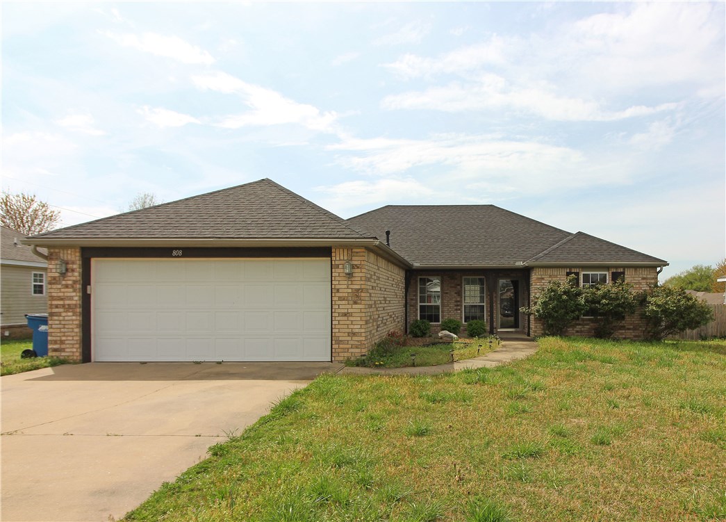Looking for a 3 bedroom 2 bath doll house all updated? This is it! Bar area, upgraded appliances, wood flooring and tile in all main living areas. All updated interior PLUS a wonderful covered deck to enjoy in a back yard setting!