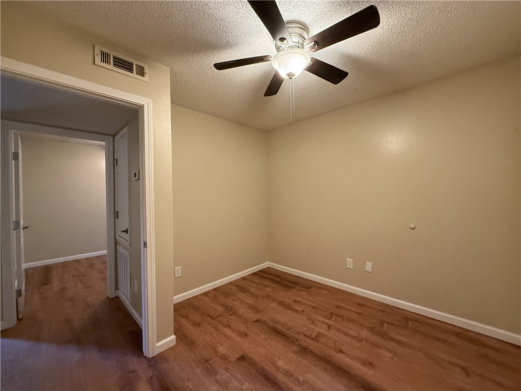 Prairie Oaks II Phase II - Residential Lease