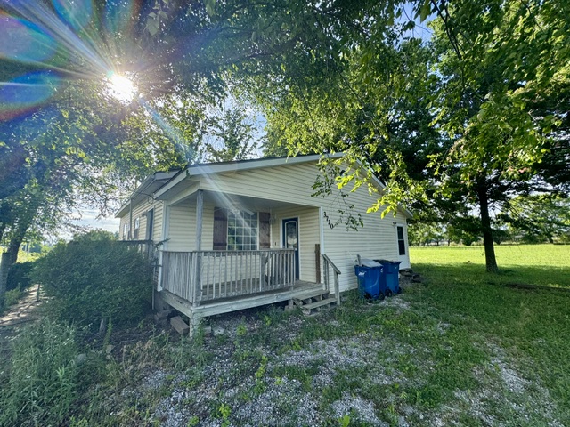 Cozy 2 bedroom, 1.5 bath home in a peaceful setting conveniently located to all that NWA has to offer.  This home offers tile, wood floors, and carpet throughout.  A refrigerator is also provided for your convenience.