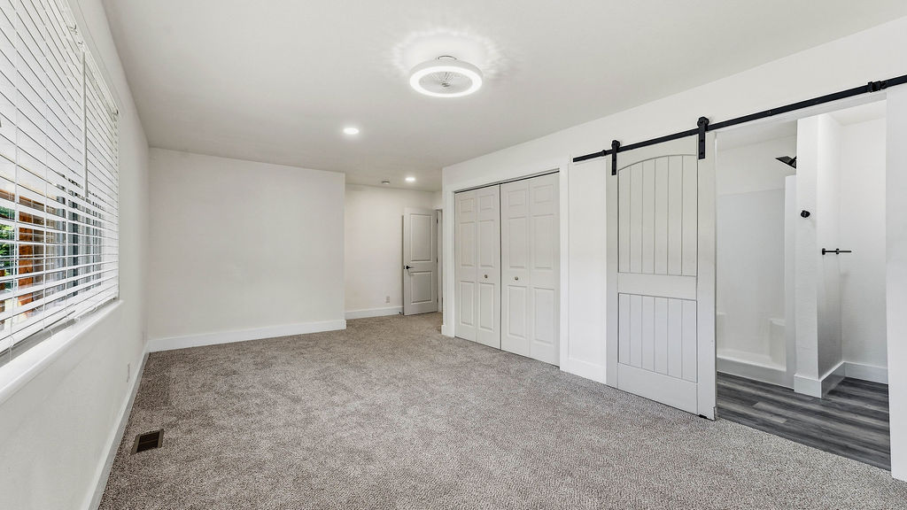 16-18-33-GENTRY - Residential