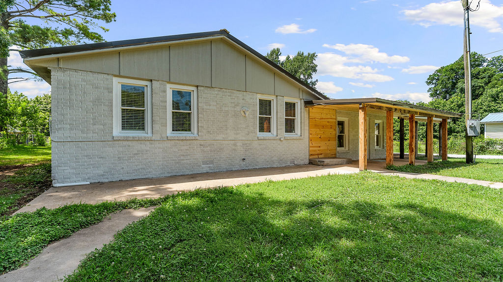16-18-33-GENTRY - Residential