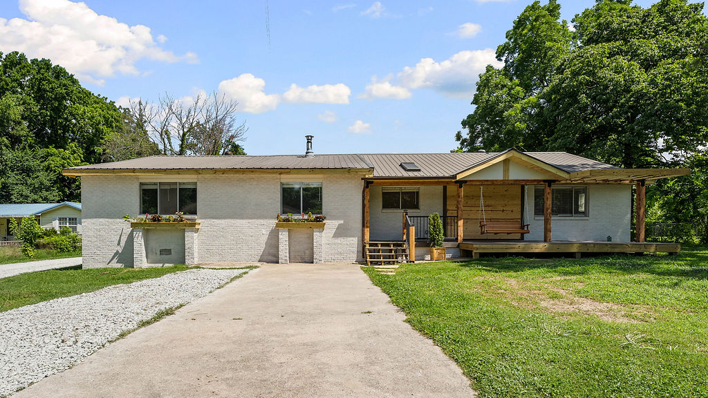 16-18-33-GENTRY - Residential