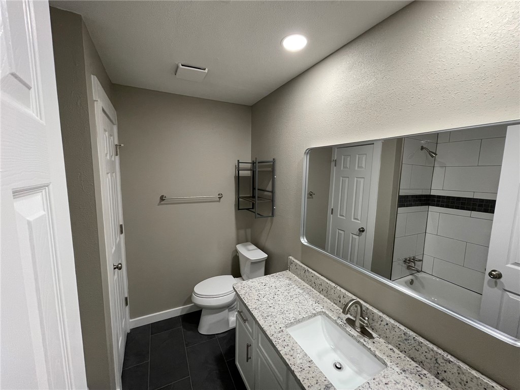 Sundance Acres - Residential Lease