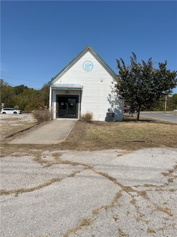 Hewitts Add - Commercial Lease