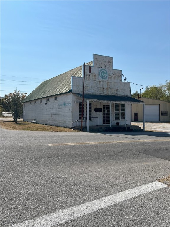 Hewitts Add - Commercial Lease