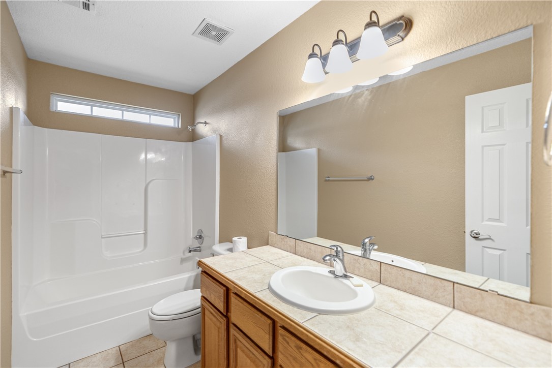 Centerpoint Sub Ph 8 Centerton - Residential Lease