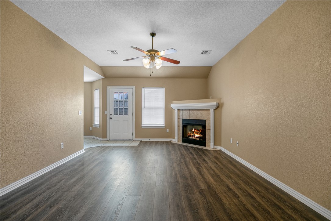 Centerpoint Sub Ph 8 Centerton - Residential Lease