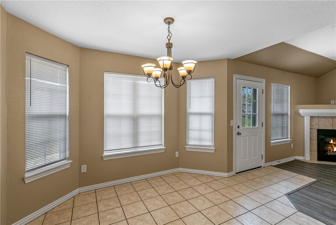 Centerpoint Sub Ph 8 Centerton - Residential Lease
