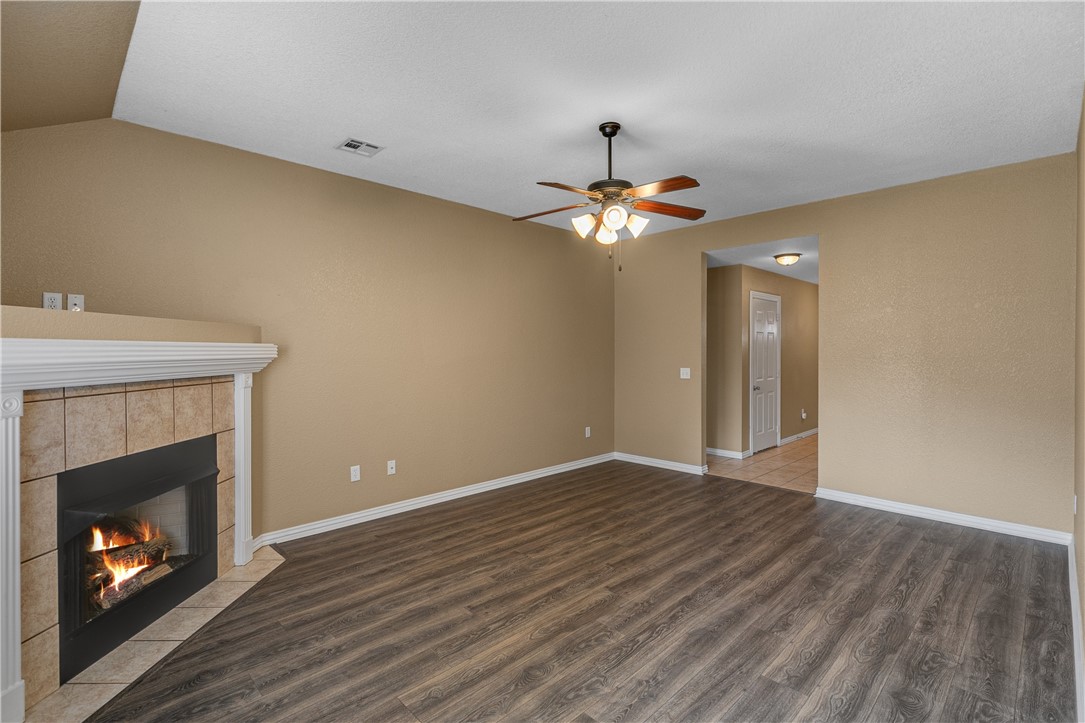 Centerpoint Sub Ph 8 Centerton - Residential Lease