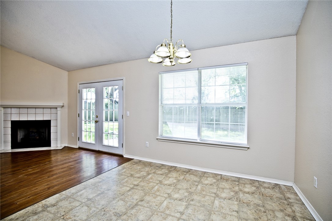 Meadowlands Sub Bentonville - Residential Lease