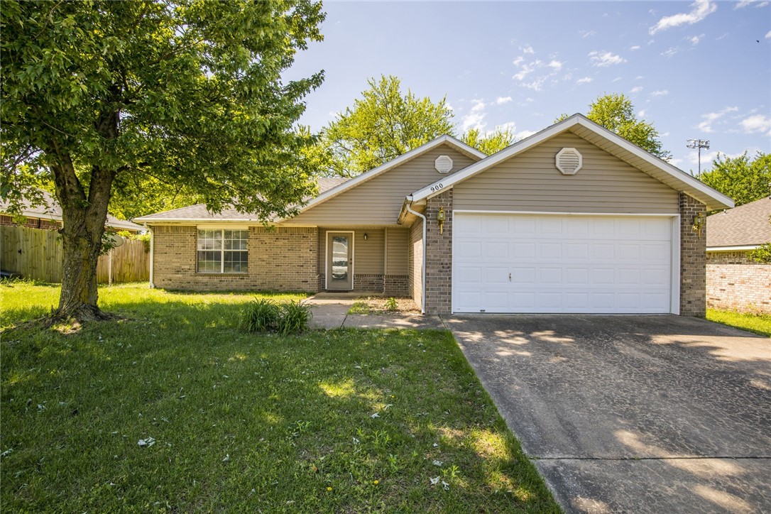 Meadowlands Sub Bentonville - Residential Lease