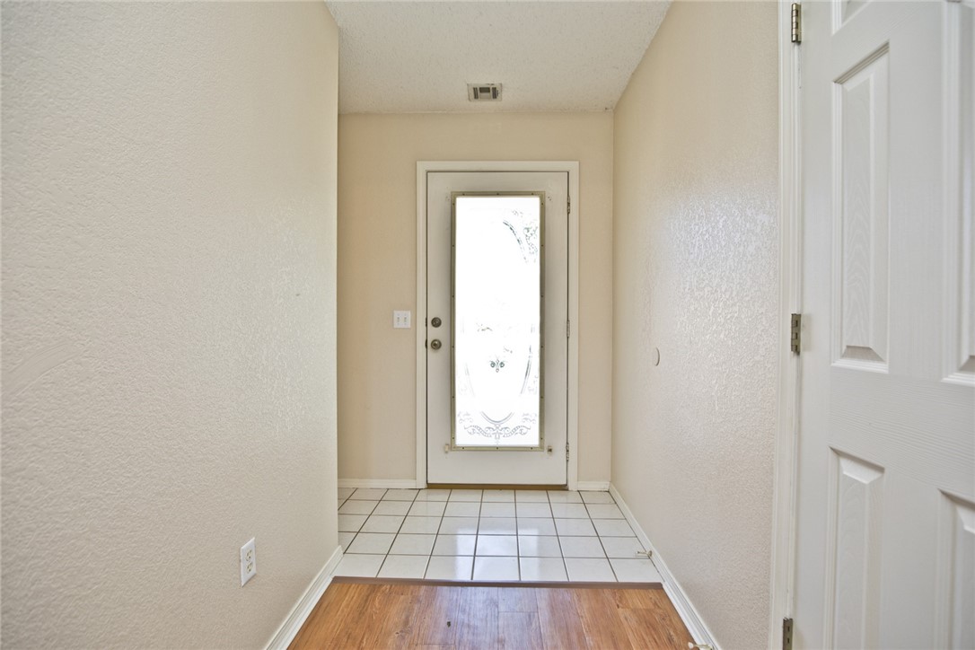 Meadowlands Sub Bentonville - Residential Lease