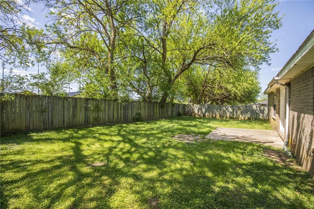 Meadowlands Sub Bentonville - Residential Lease
