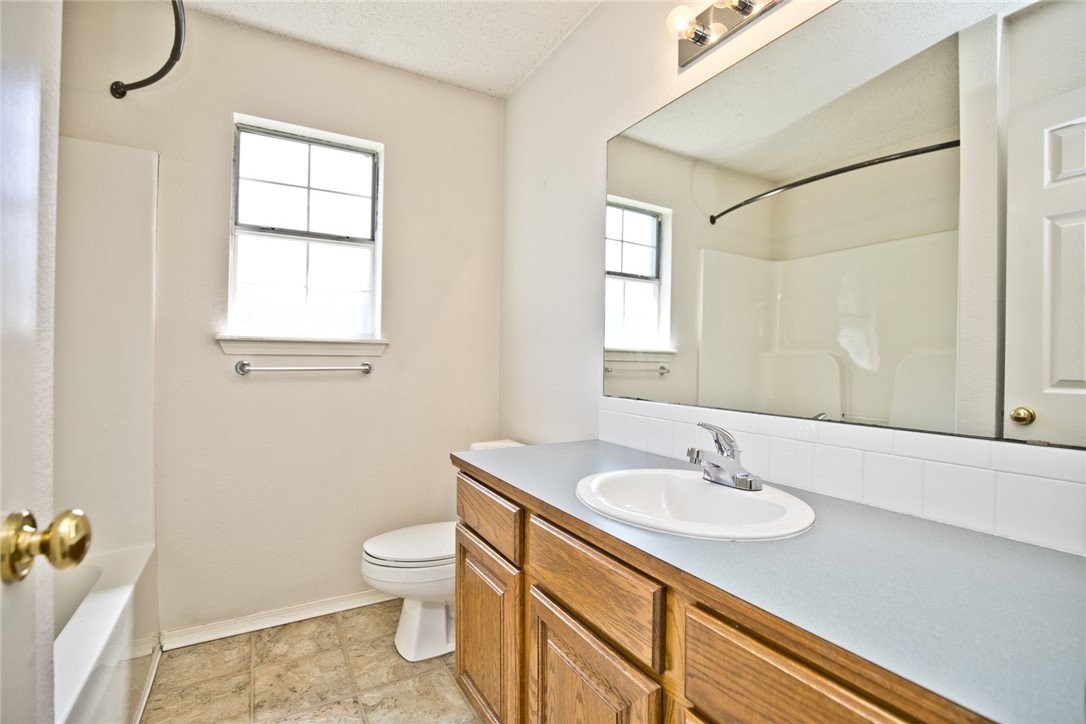 Meadowlands Sub Bentonville - Residential Lease