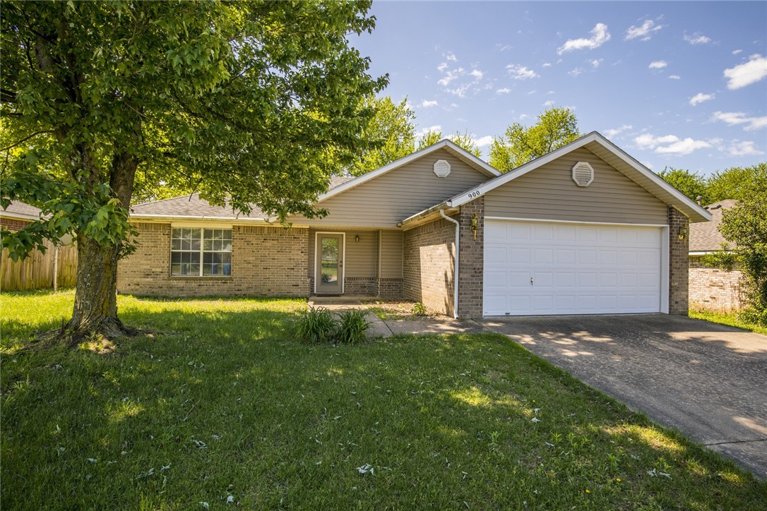 Meadowlands Sub Bentonville - Residential Lease