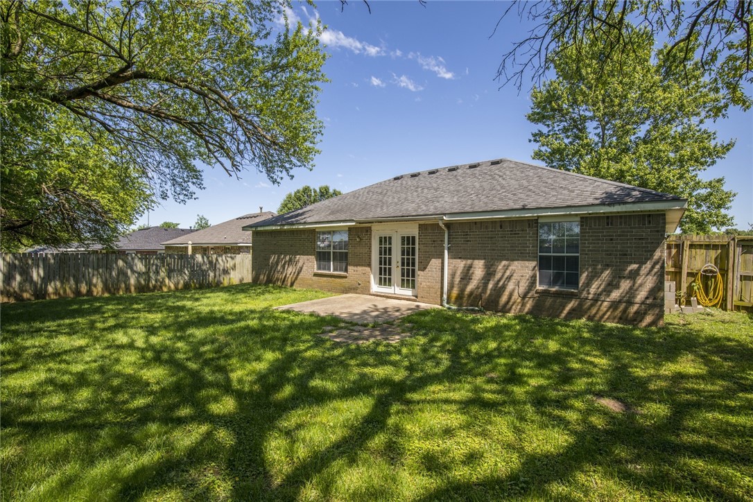 Meadowlands Sub Bentonville - Residential Lease