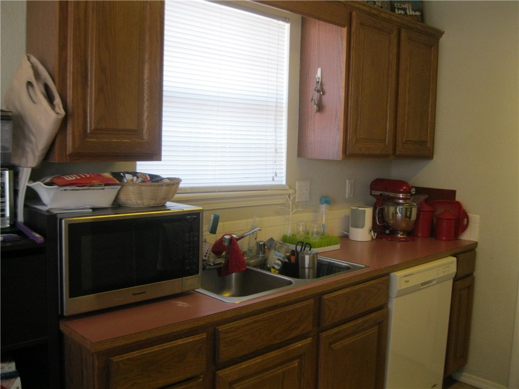 Meadowlands - Residential Lease