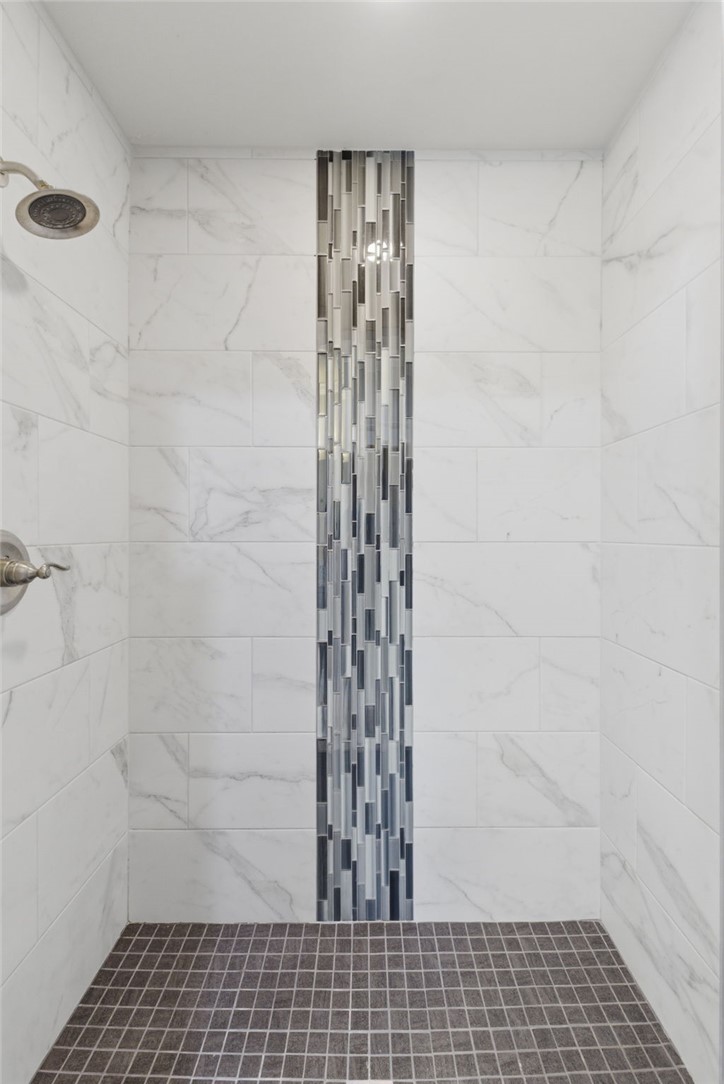 Otter Creek Estates Ph I Cave Spgs - Residential