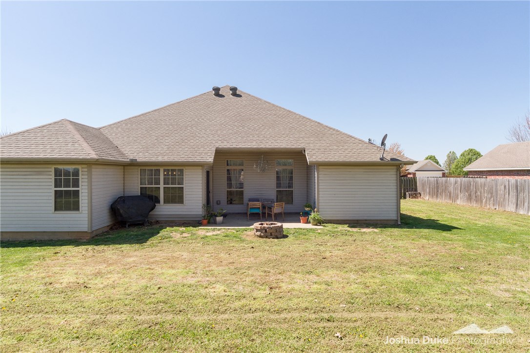 Standing Oaks Sub Blk III Pea Ridge - Residential