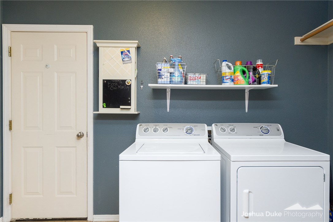 Standing Oaks Sub Blk III Pea Ridge - Residential