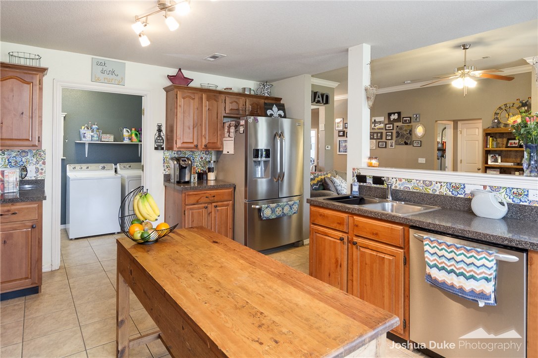 Standing Oaks Sub Blk III Pea Ridge - Residential