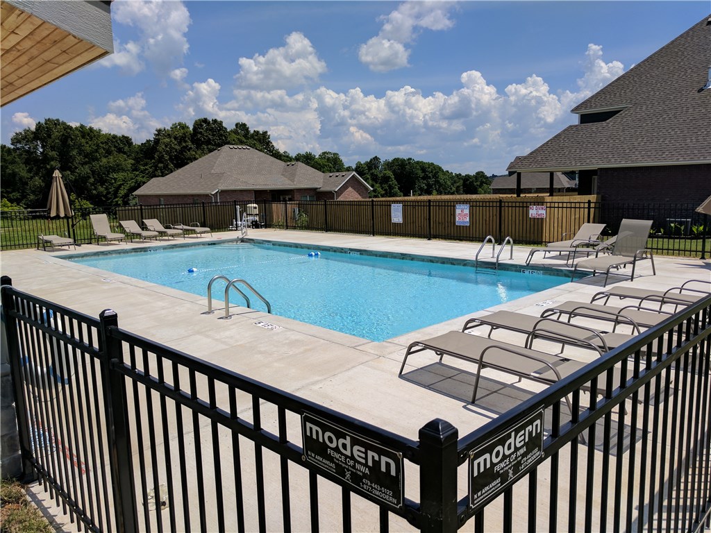 Hughmount Village - Residential