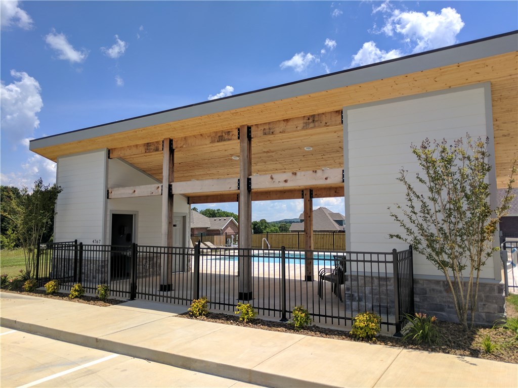 Hughmount Village - Residential