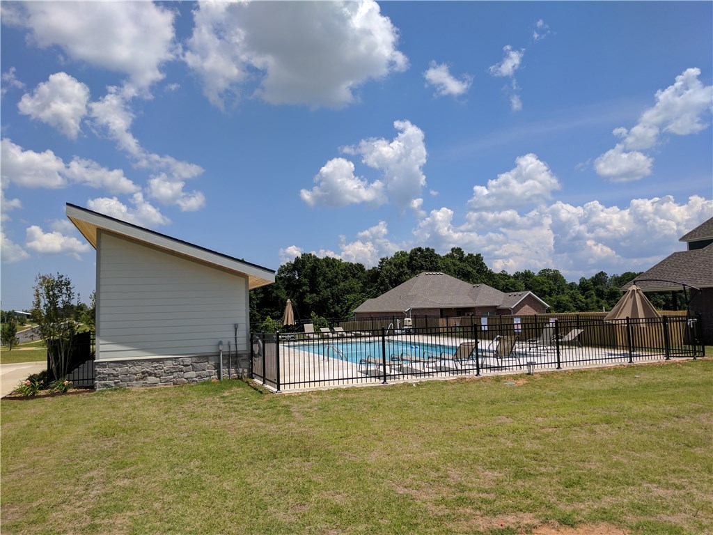 Hughmount Village - Residential