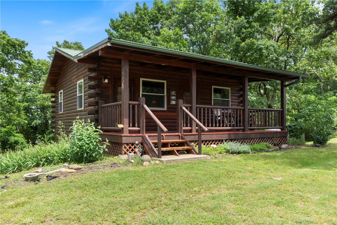 This charming cabin is a Successful AirBNB rental offering three bedrooms and 1.5 baths, with the third bedroom currently used for storage. Rich in rustic character, the home has been thoughtfully updated with quartz bathroom countertops, new shower/tub, 2” blinds, a fenced backyard, gutter guards, RV hook-up, and a new washer and dryer. New well, adding peace of mind for the next owner.

With no restrictions and being sold fully furnished — right down to the dishes — this property offers endless possibilities: continue the successful Airbnb, host events, create a unique venue, or simply enjoy it as a private getaway near the river.