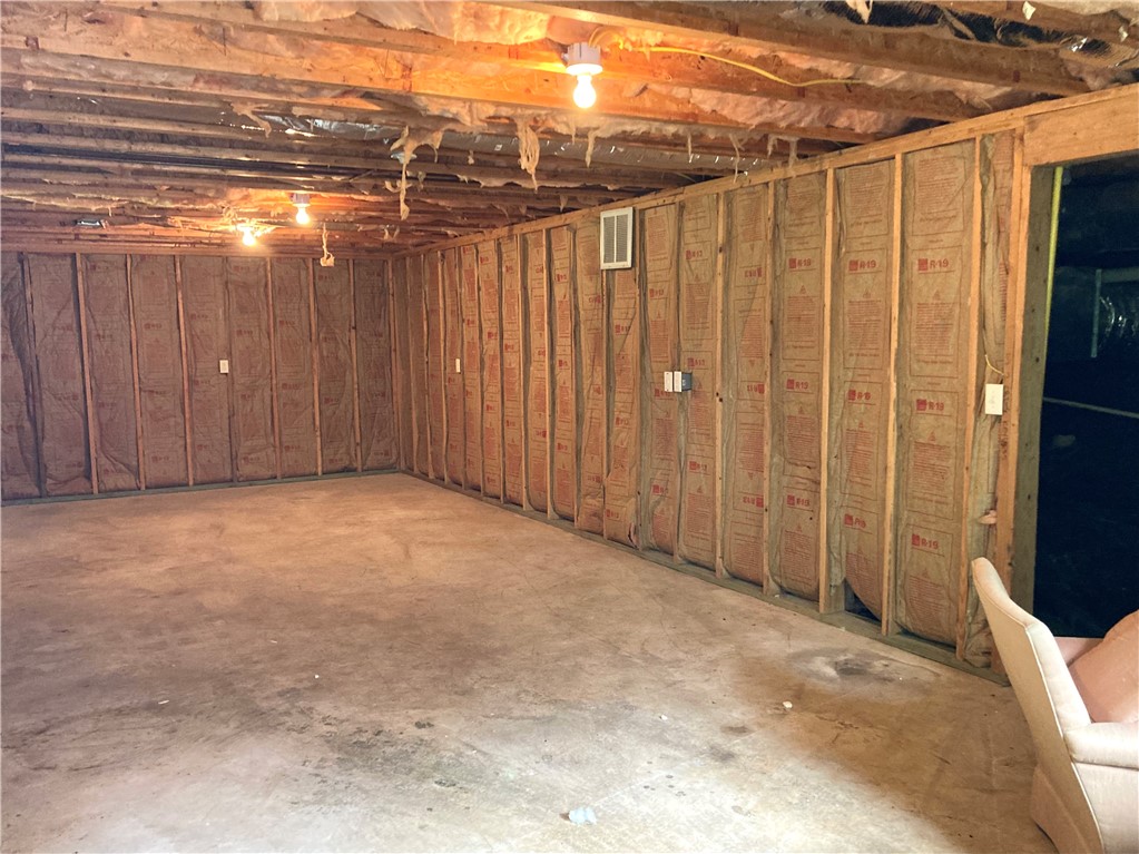 Norwood Sub Bvv - Residential Lease