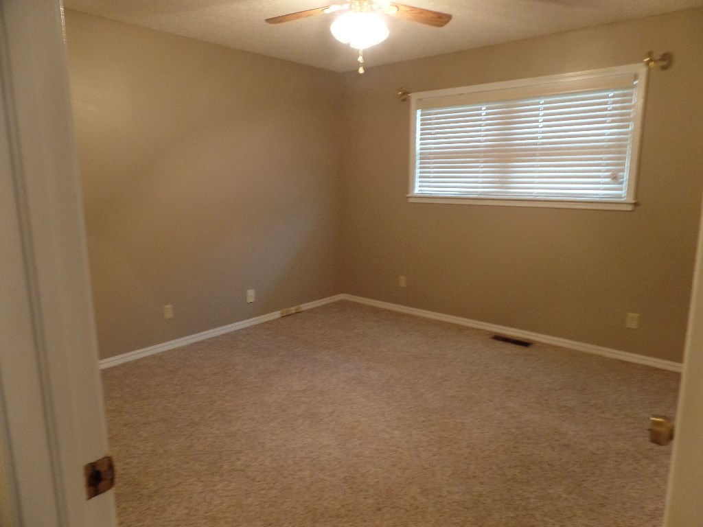 Hickory Hills Sub Siloam Spgs - Residential
