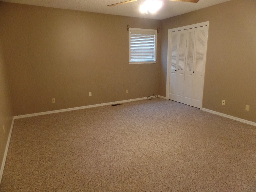 Hickory Hills Sub Siloam Spgs - Residential