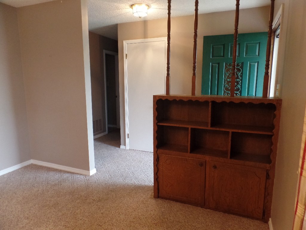 Hickory Hills Sub Siloam Spgs - Residential