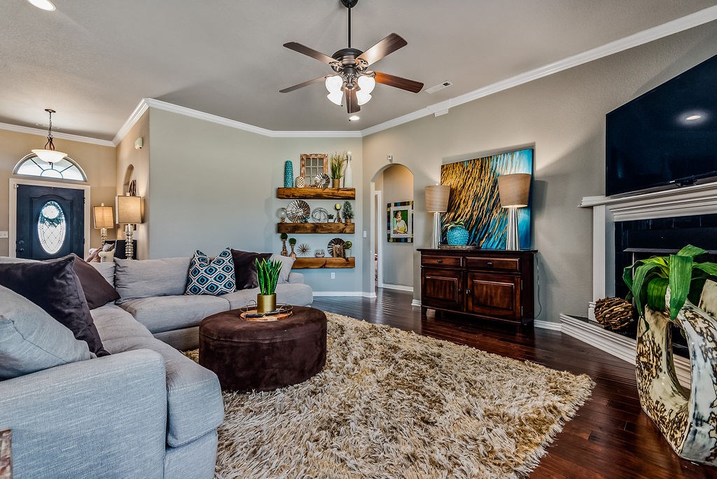 Bermuda Estates Rep - Residential